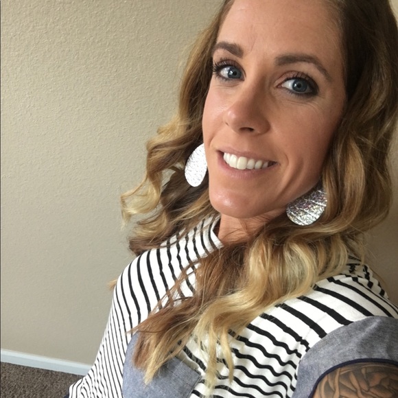 Meet your Posher, Courtney - Picture 6 of 6